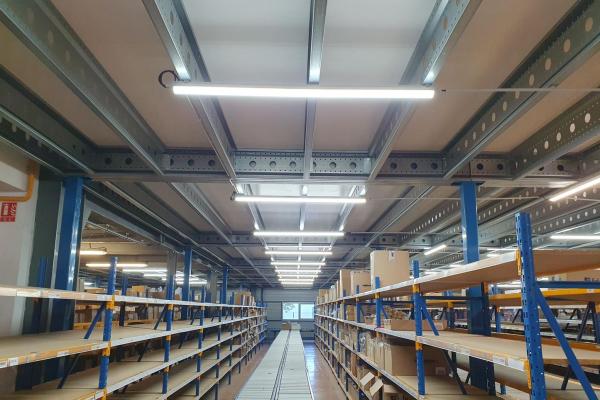 ECLAIRAGE BATIMENT INDUSTRIEL
